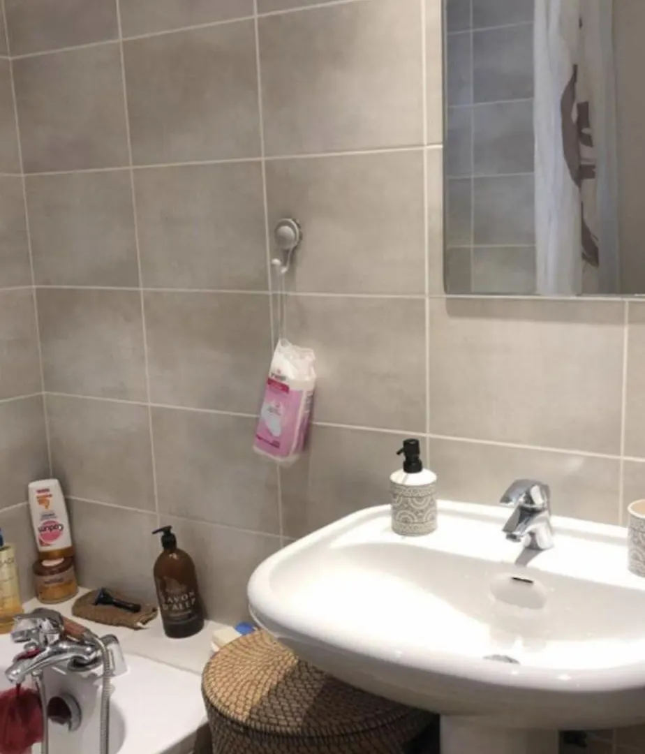 Chambre Confortable Apartment Vienne  0*, Vienne (Isere) France