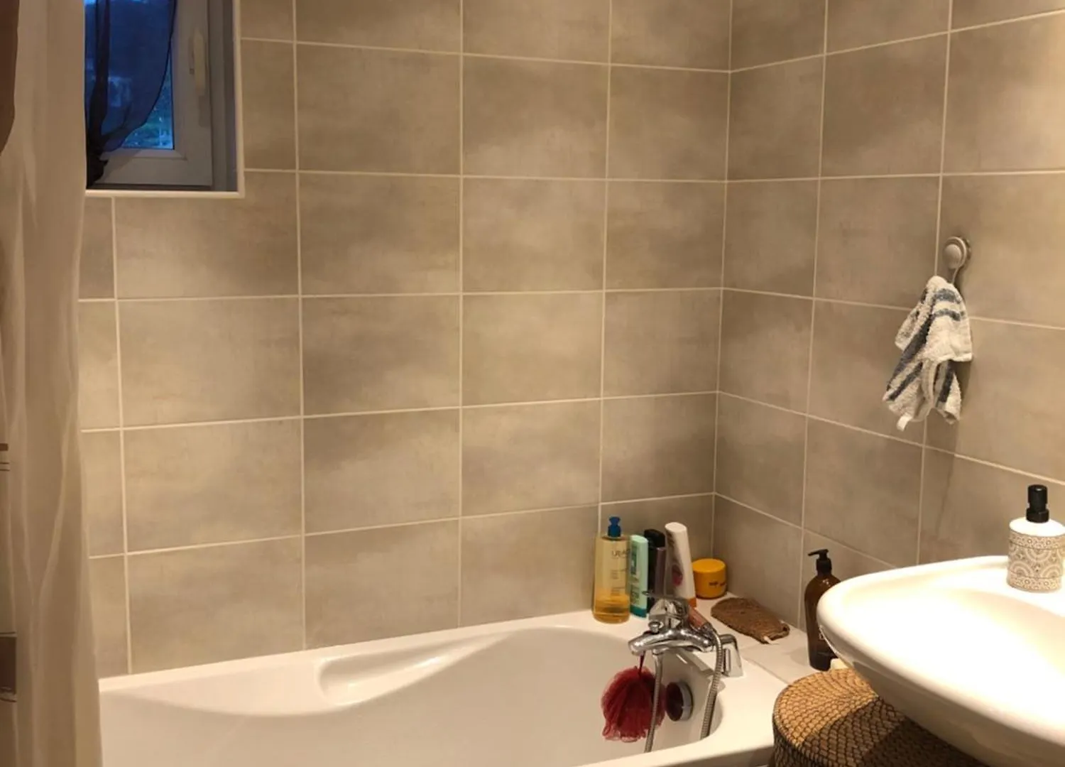 Chambre Confortable Apartment Vienne  Homestay Vienne (Isere)